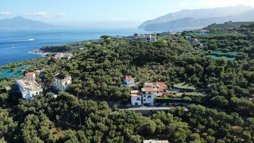 Villa Manu Маса Лубрензе Екстериор снимка